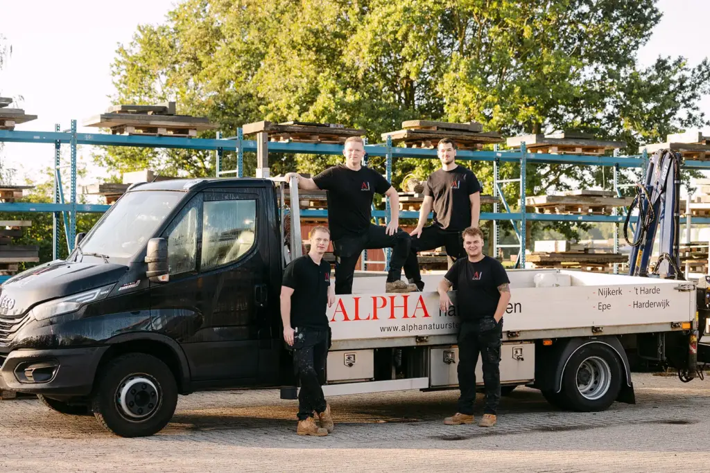 Onze Werkwijze Bedrijfswagens Alpha Natuursteen grafsteen plaatsen